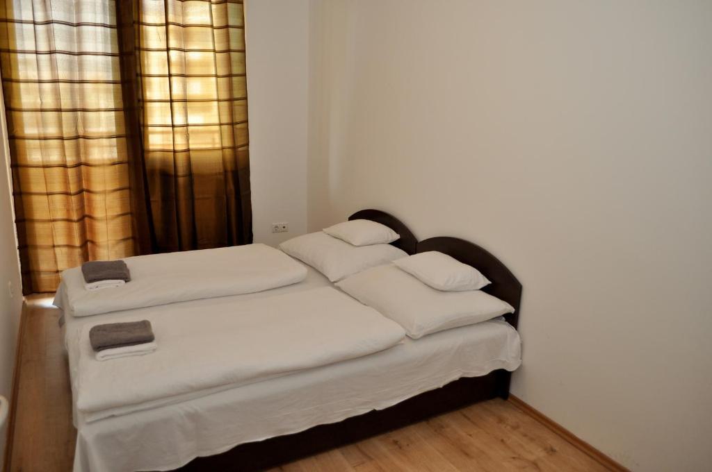 Tisza Palota Apartmanok Segedyn Pokój zdjęcie