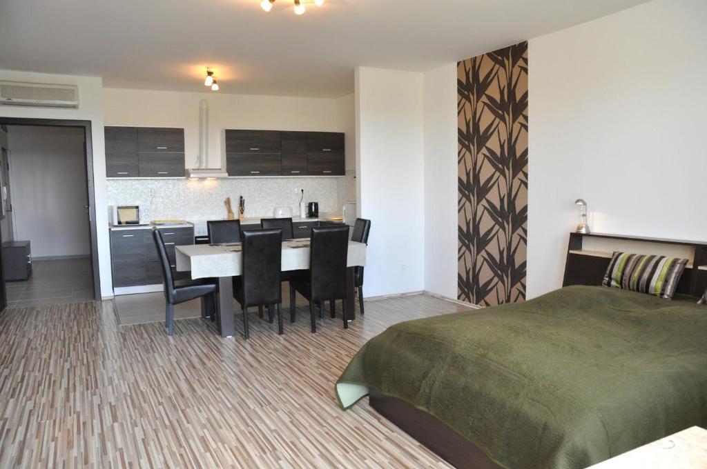Tisza Palota Apartmanok Segedyn Pokój zdjęcie